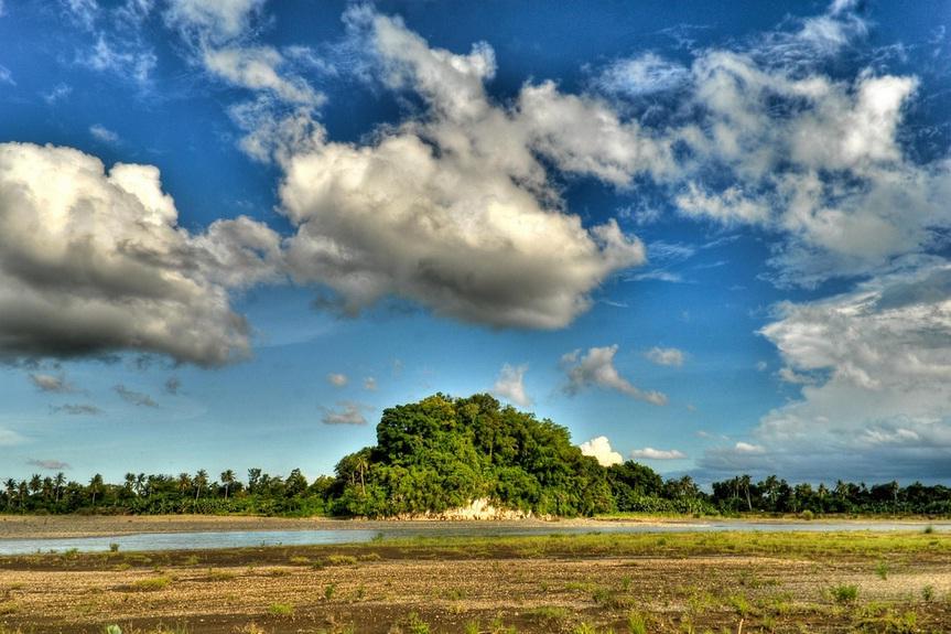 The Peaceful Ambiance of Tigayon Hills