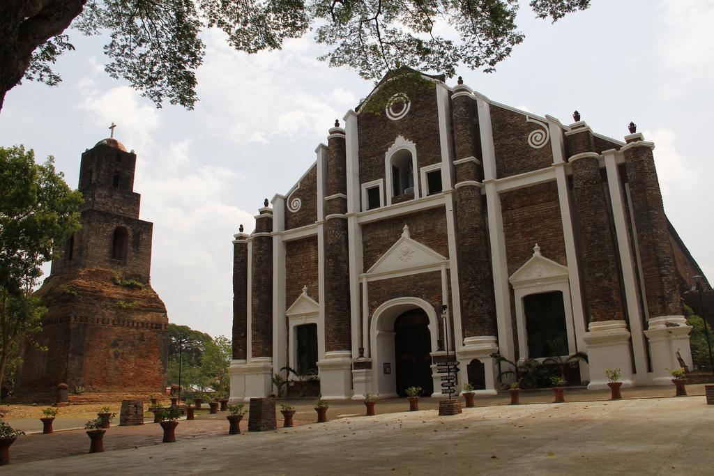 Sta. Monica Church – The Famous Sarrat Church