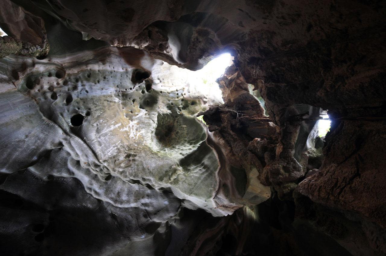 Cudugnon Cave in El Nido, Palawan