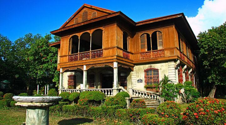 Visit Balay Negrense - The First Museum in Negros Occidental