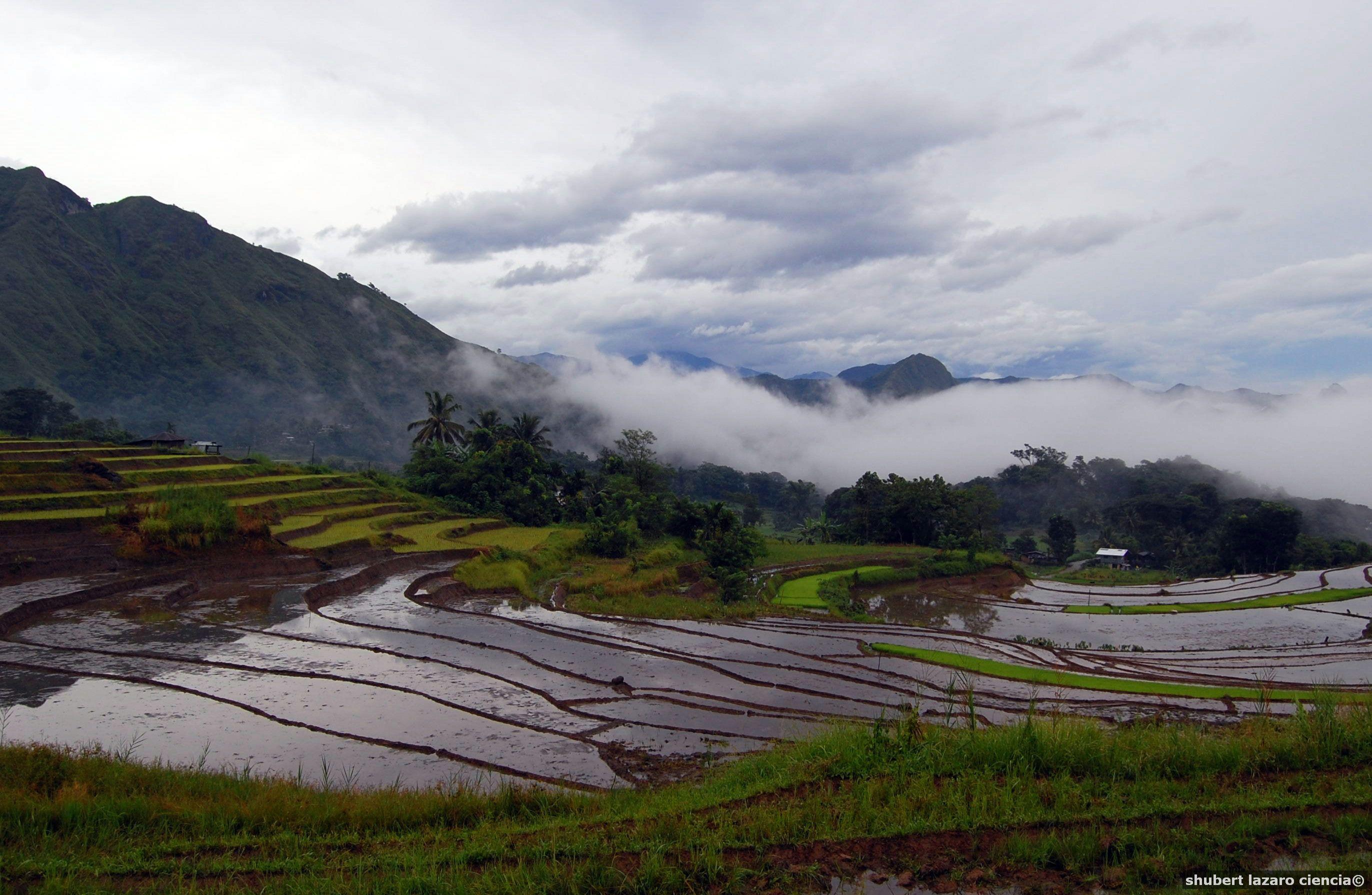 Ambuaya Lake - Myth of the Lost Village