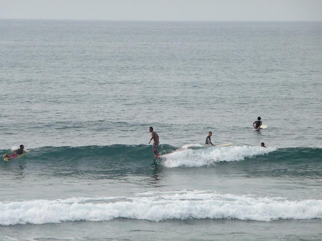 Riding the Curls at La Union