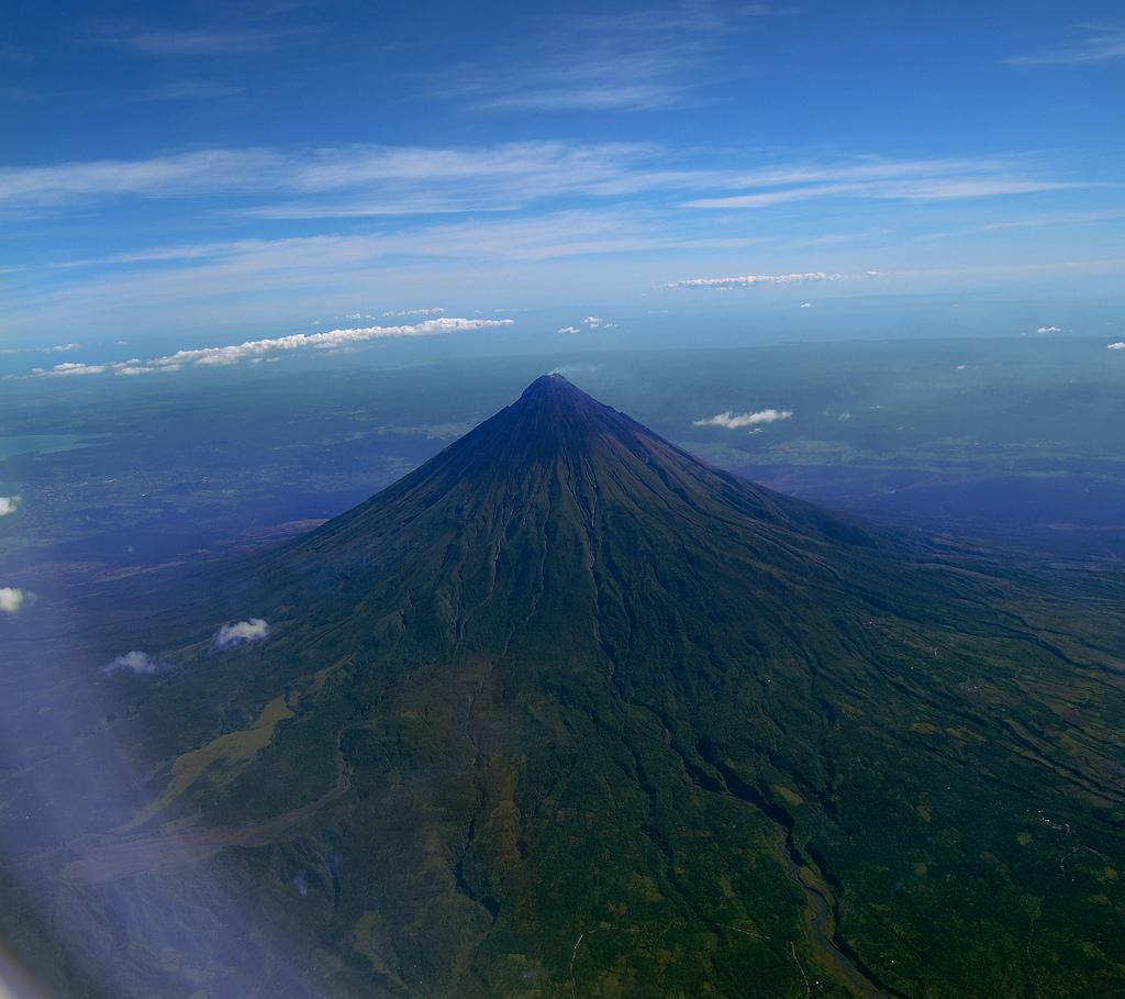 Mayon Skyline