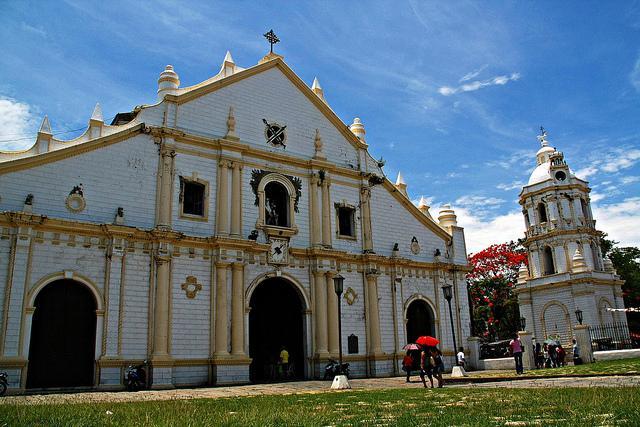 The Vicinity of Saint Paul Cathedral and Plaza Salcedo