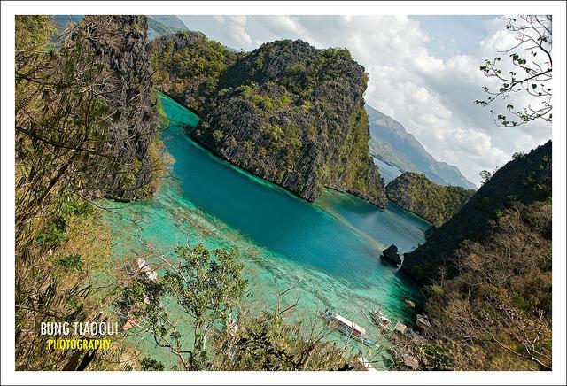 A Slice of Island Paradise at Kayangan Lake