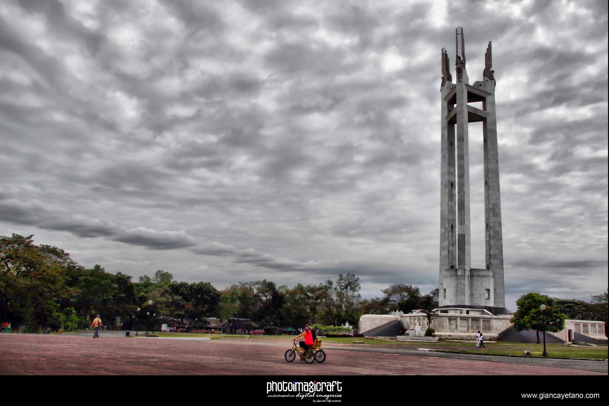 Quezon Memorial Circle: A Famous Historical Park in Quezon City