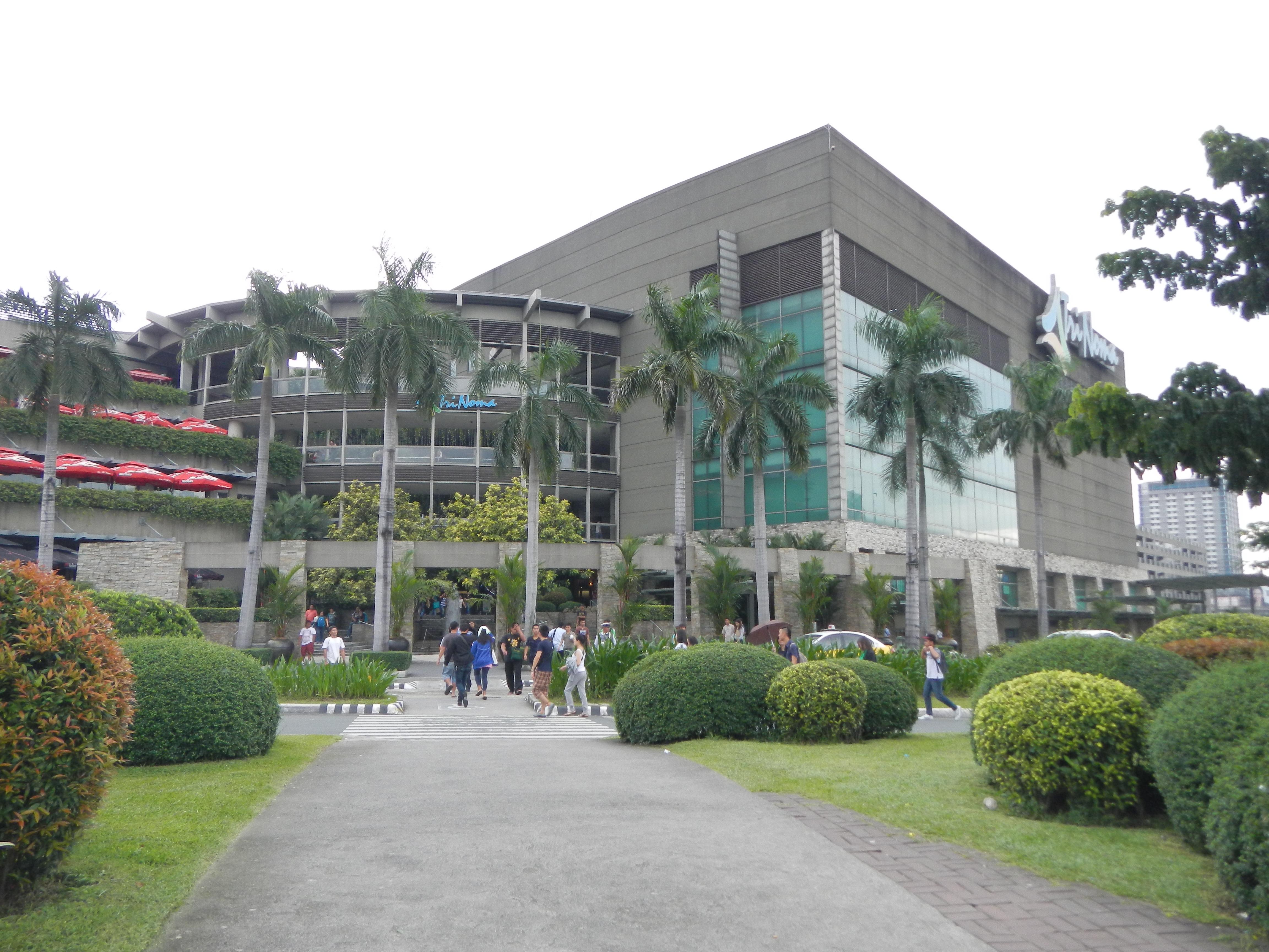 TriNoma: A Super Regional Mall