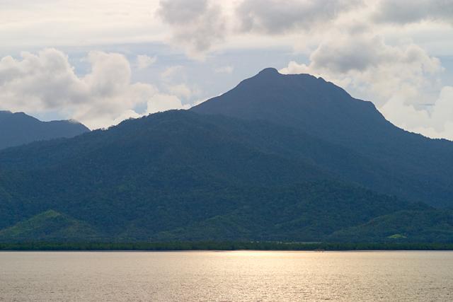 The Silent Beauty of Thumb Peak