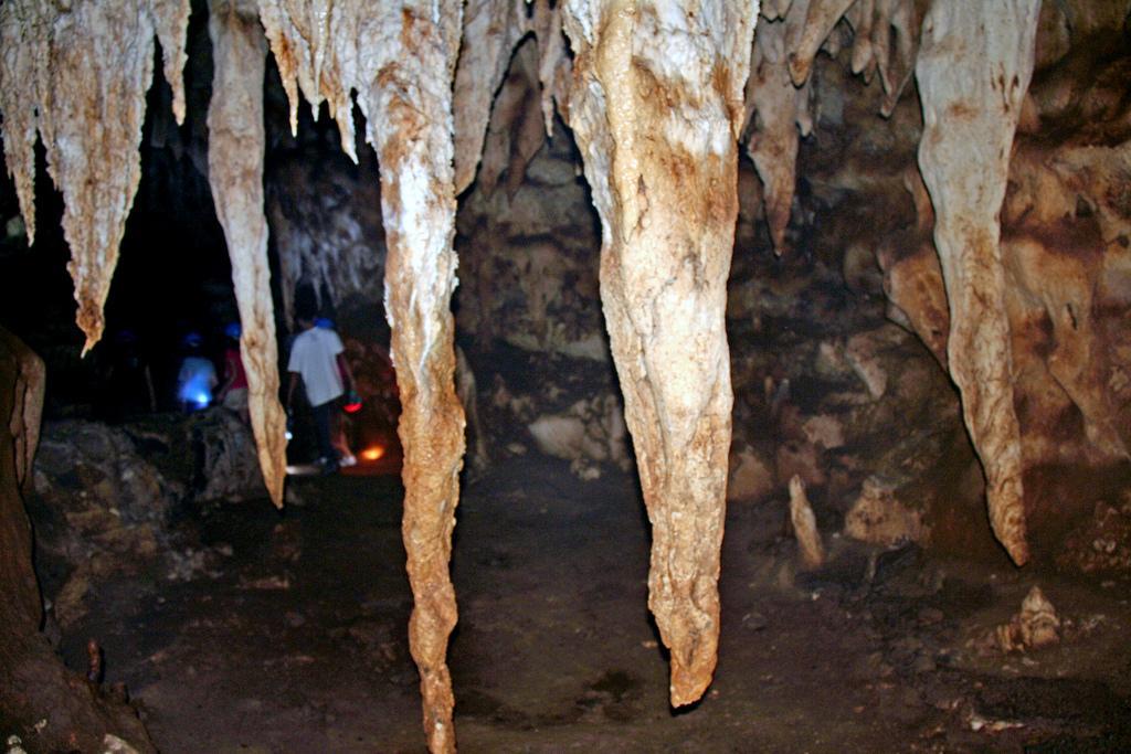 Sierra Cave