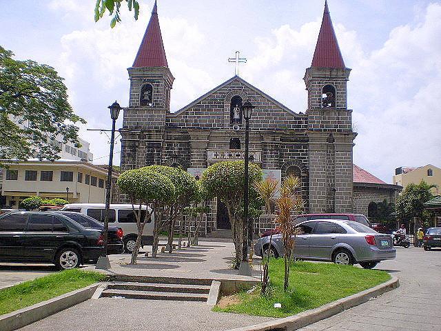 San Felipe Neri Church in Mandaluyong