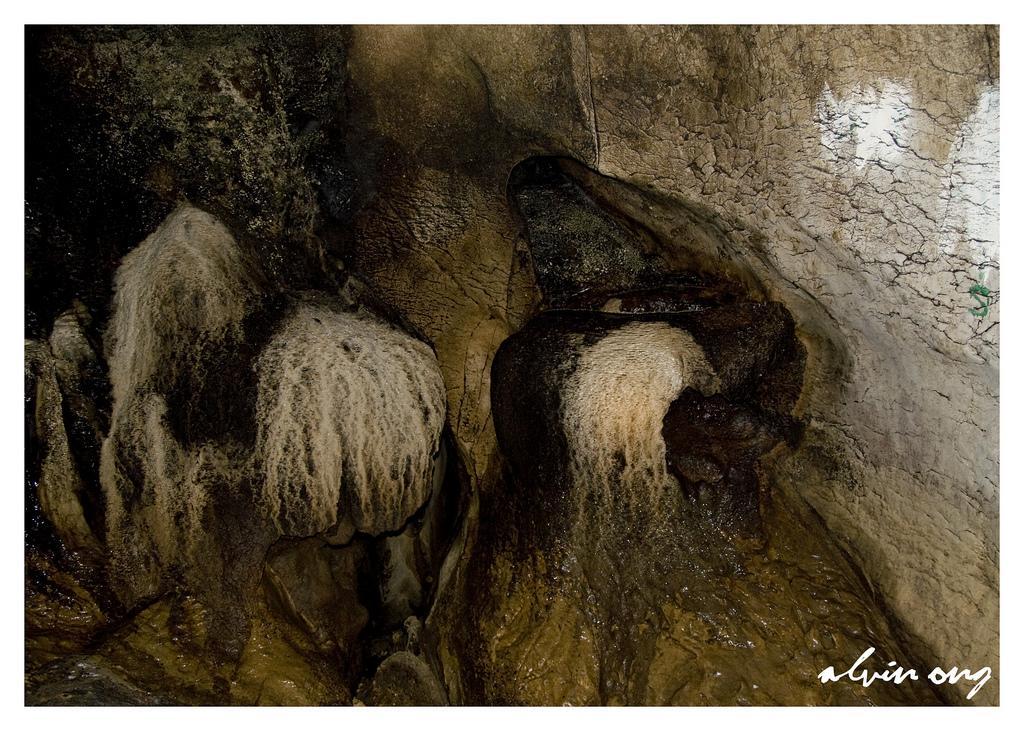 Pinagrealan Cave Spelunking: A tour in one of the Bulacan’s best caves