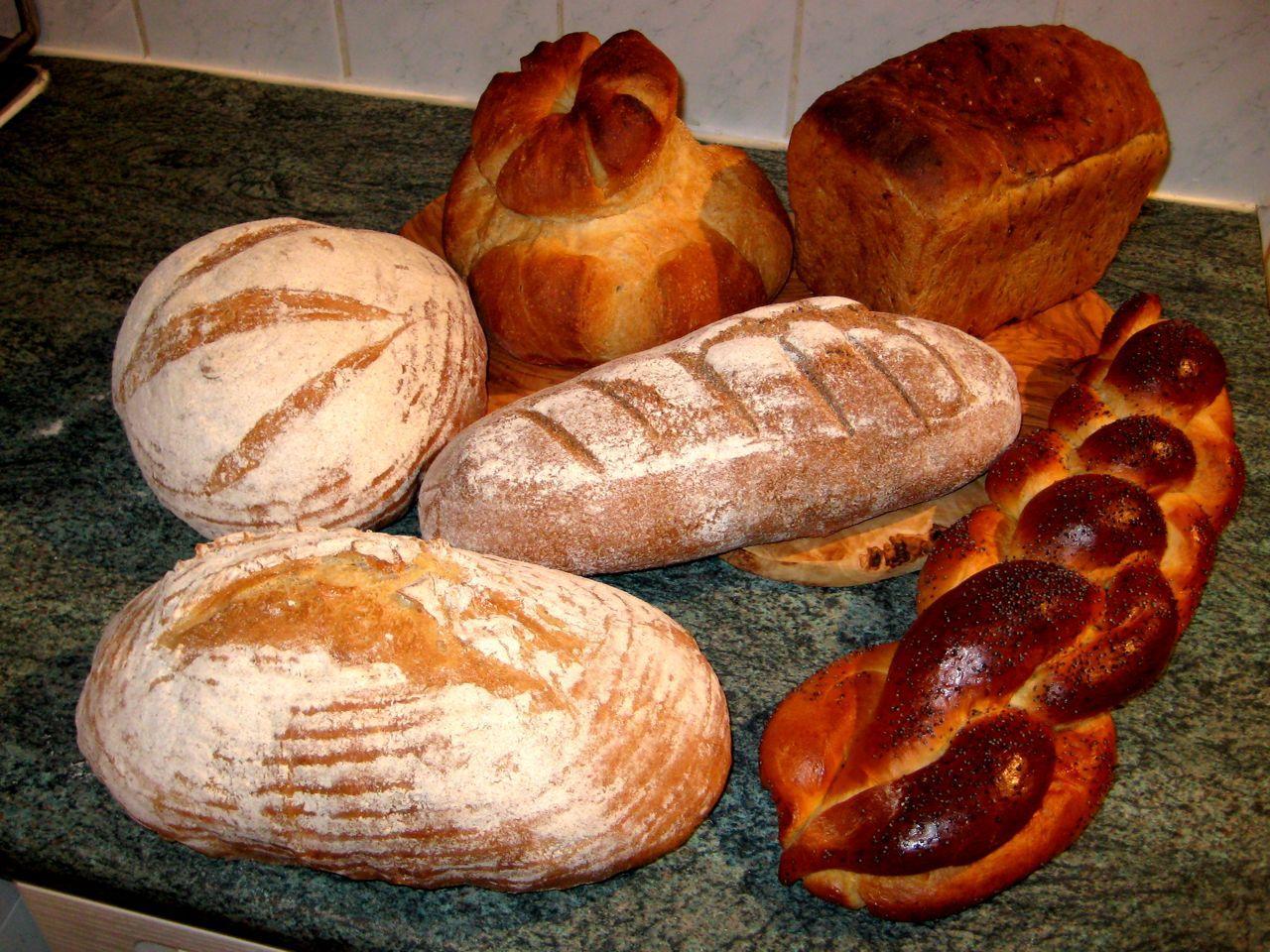 10 Favorite Filipino Breads