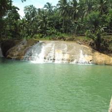 Niluksuan Falls