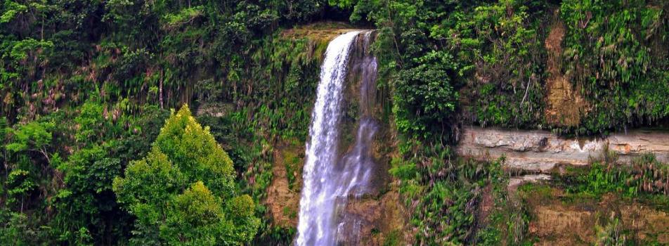 Can-umantad Falls