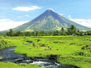 Mayon Volcano: Perfect Cone 