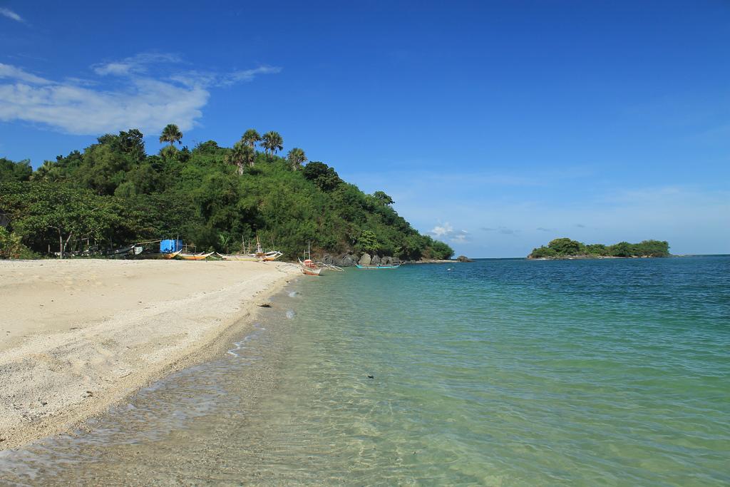 Olotayan Island: The Little Boracay of Roxas City