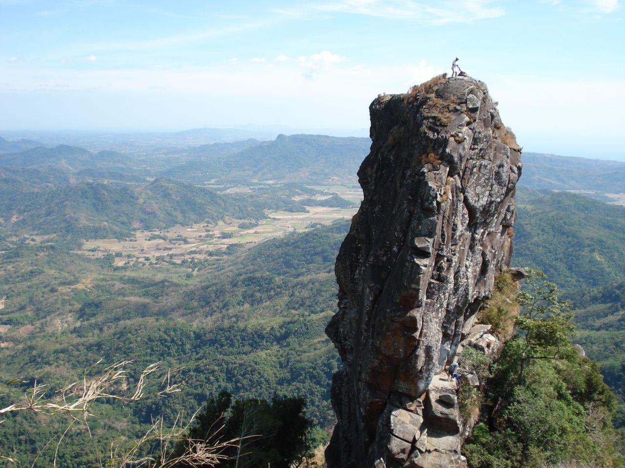 mountain tourist spot in philippines