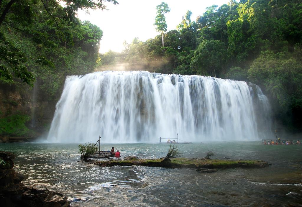 Tinuy-An Falls: Philippines’ Little Niagara Falls