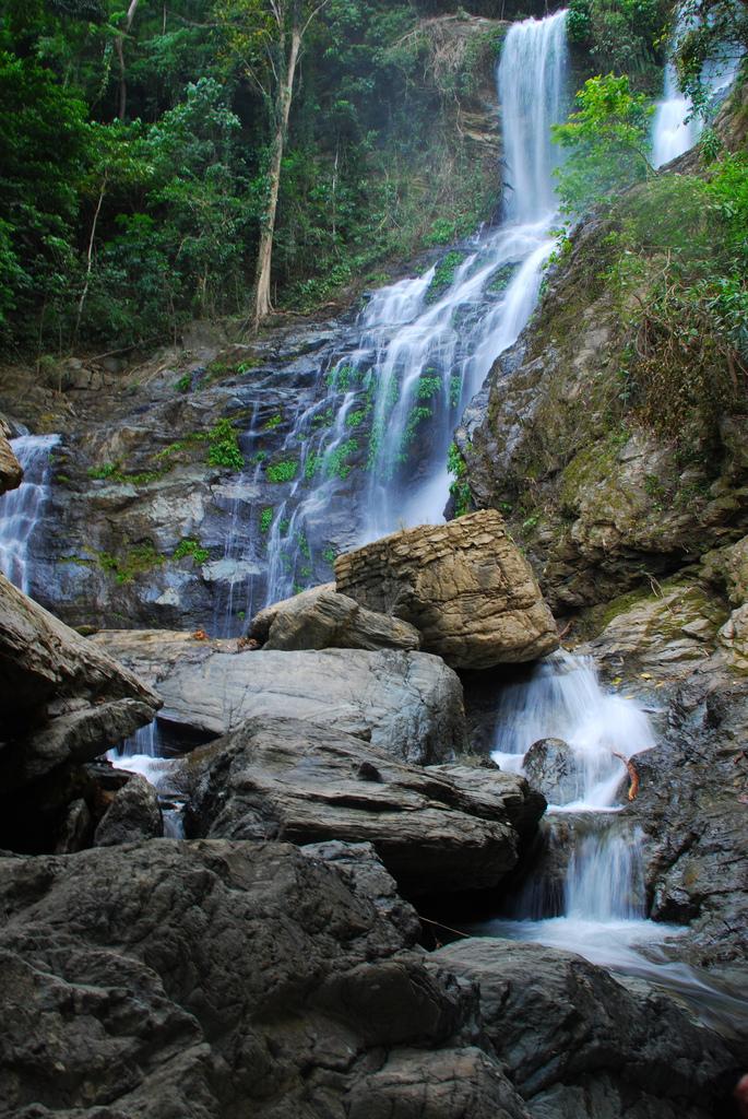 The Splendid Tamaraw Falls